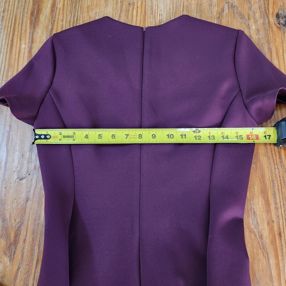DKNY Burgundy Scuba Dress 6 NWT Short Sleeve Pockets A-Line Knee Length Gold Zip - Picture 14 of 16